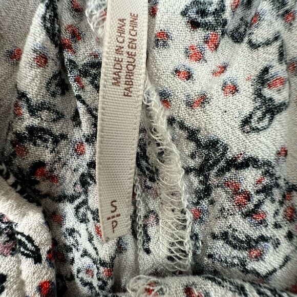 Free People Women's Size S Mini Skirt Skort Micro Floral Smocked Waist White - Picture 7 of 10